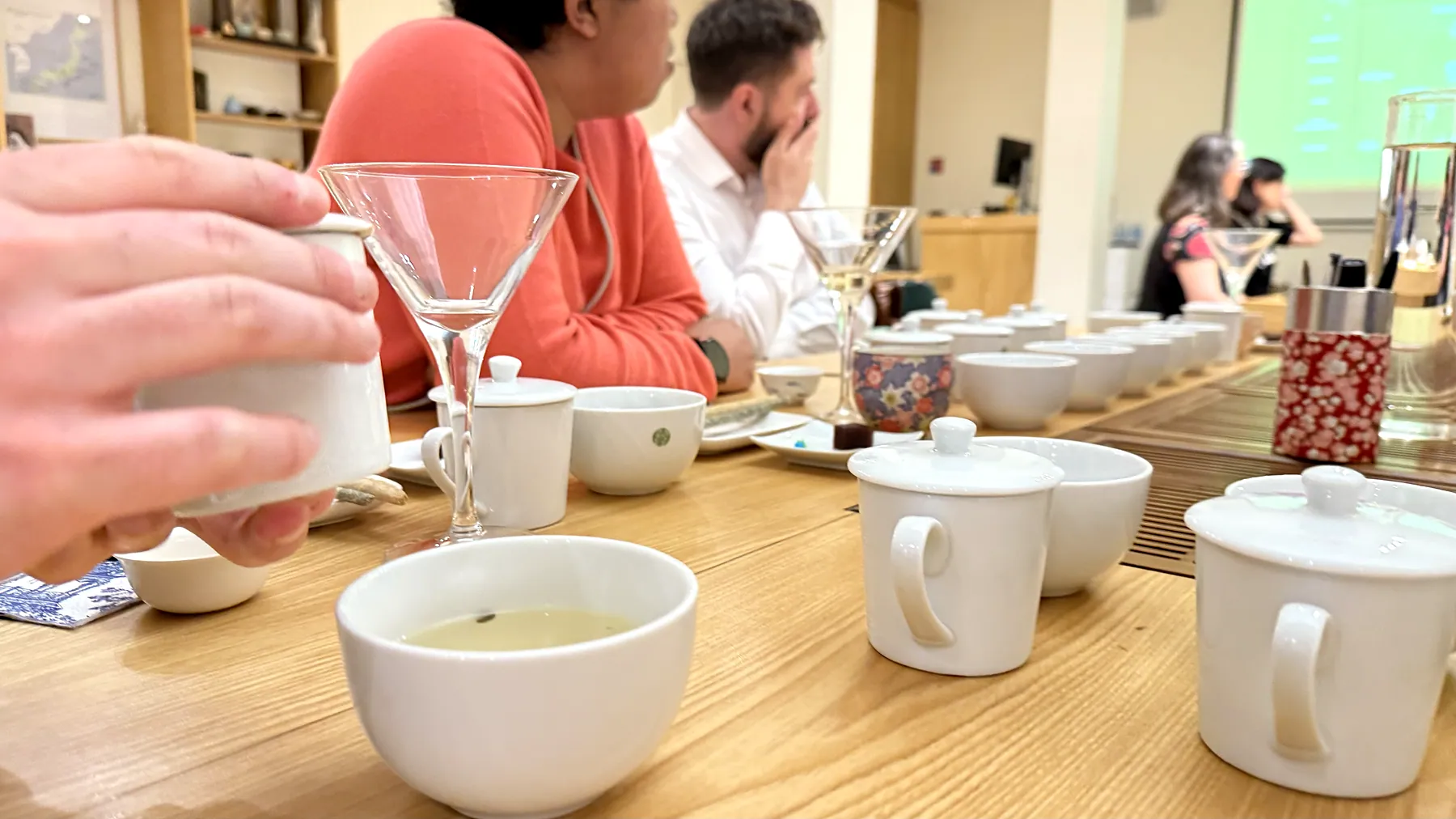 Une tasse à part : Une soirée pour repenser le thé, entre intuition, dégustation et culture vivante